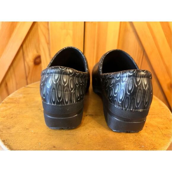 Anywear SR Angel Prisma Chrome Print Clogs Nurse Womens Size 6 - Picture 4 of 10